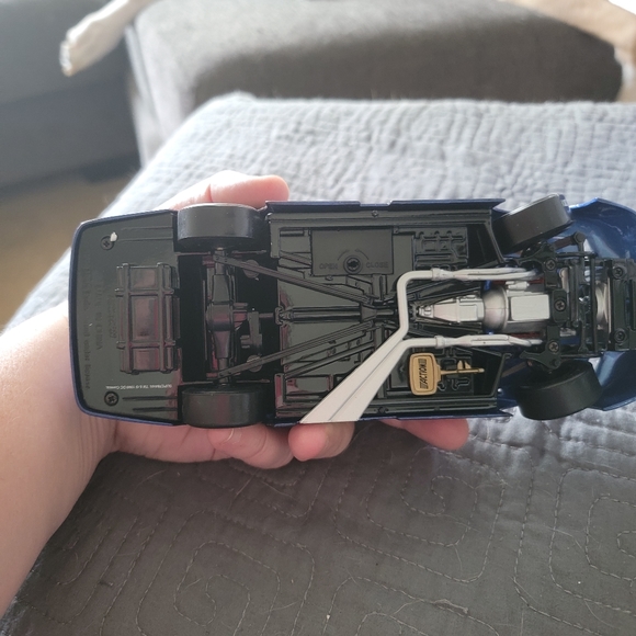 1999 Jeff Gordon Dupont/Superman ChromaLusion diecast bank, in box - Picture 12 of 16